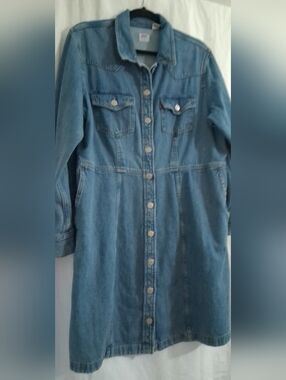 Levis Denim Button-Front Midi Dress